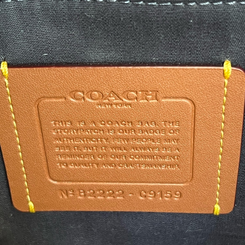 💰SOLD - C9159 - Coach League Tote in Signature Jacquard - Picture 10 of 14